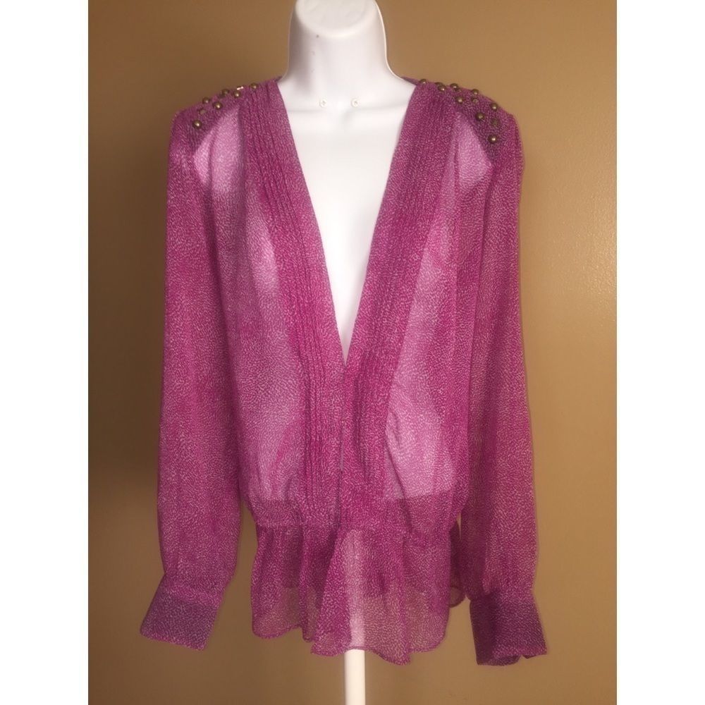 NEW Kris Jenner size Medium top